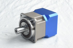 三相帶剎車伺服車微型減速機潤滑系統的設計的注意事項